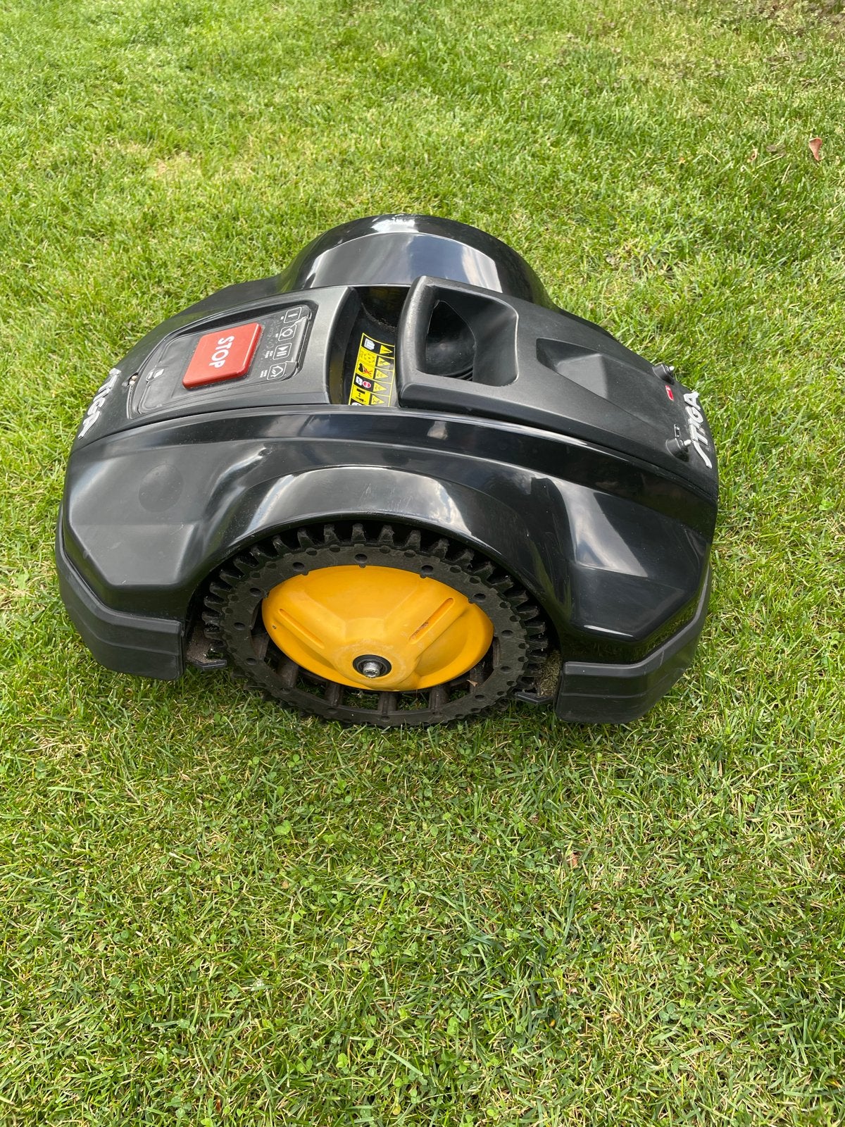 Stiga Autoclip 125 Robotmaaier - Perfect voor uw gazon, Ophalen, Gebruikt, 20 tot 25 cm