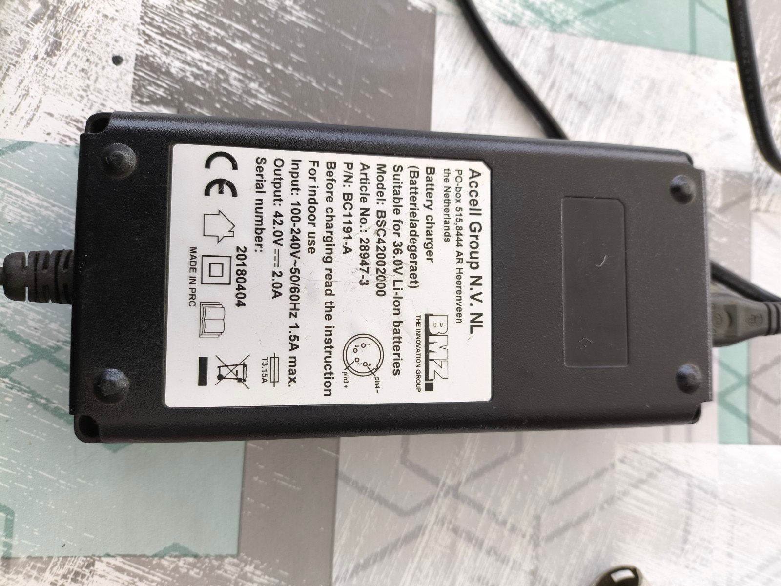 Oplader voor Batavus PMU4 E-bike (36V Li-ion), Ophalen, Gebruikt