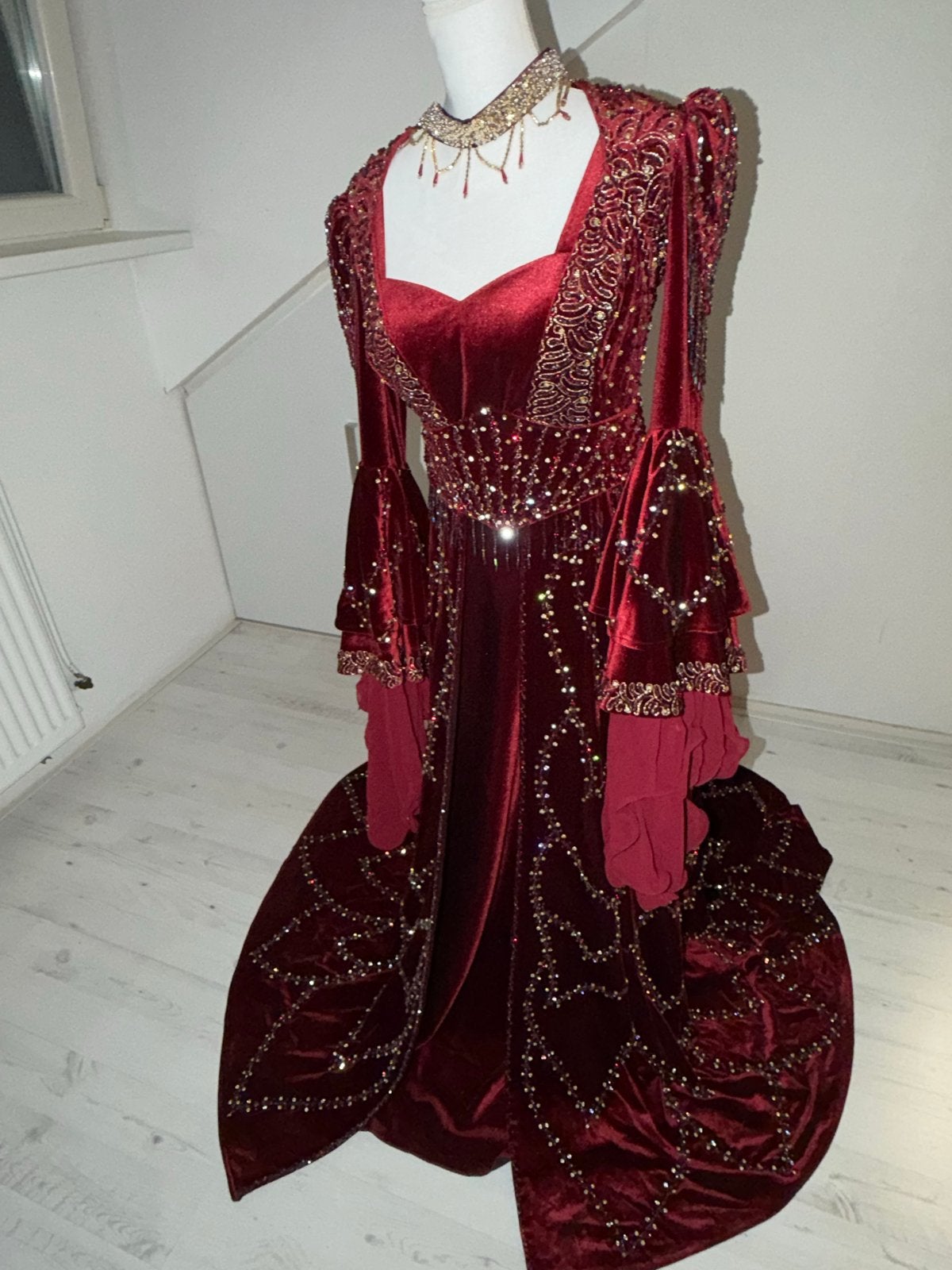 Fluwelen Bindalli / Kina Set 4-delig (Handgemaakt) - 36/38, Maat 38/40 (M), Galajurk, Ophalen of Verzenden, Zo goed als nieuw