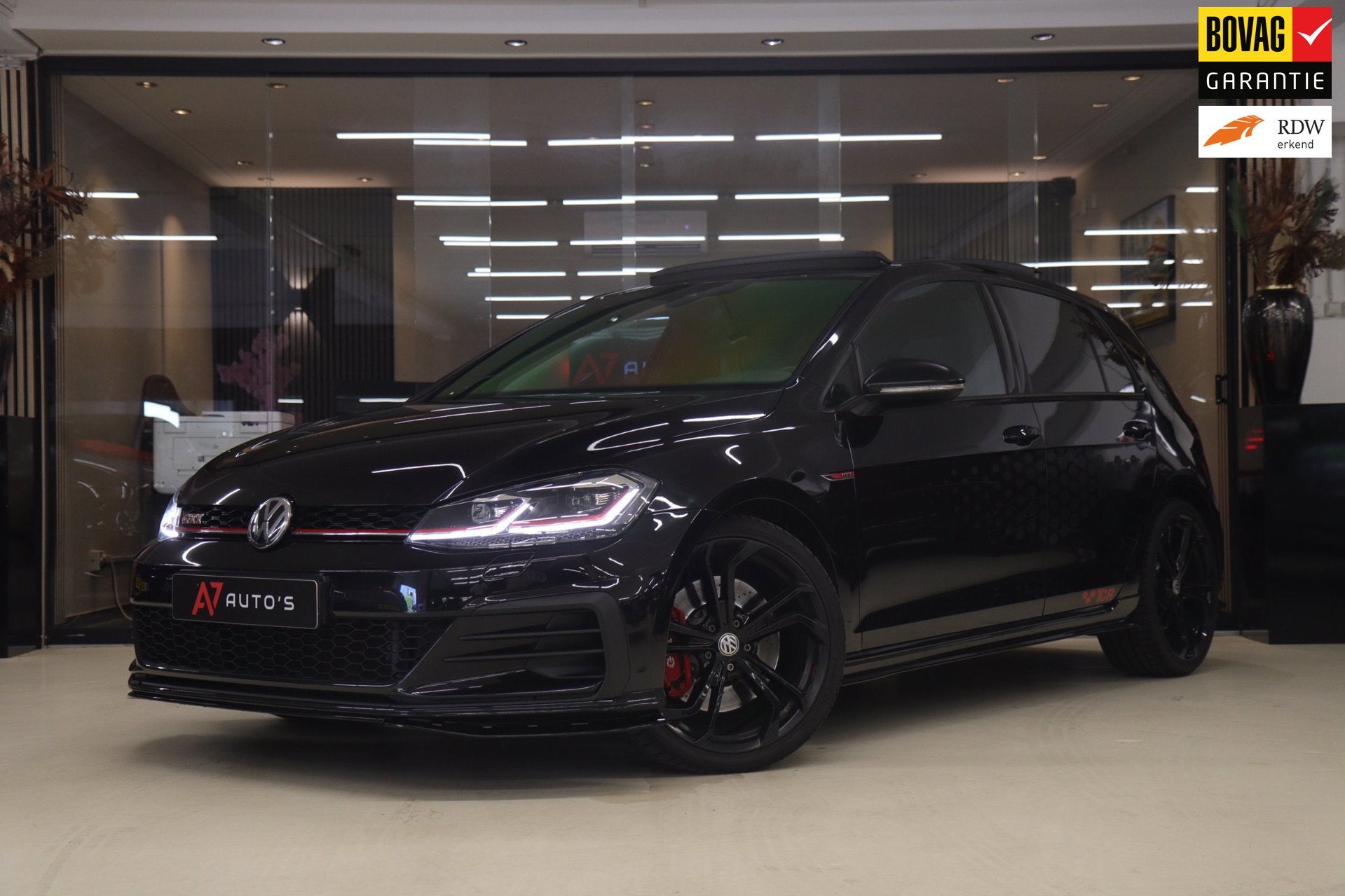 Volkswagen Golf 2.0 TSI GTI TCR /PANO/CARPLAY/CAM/KEYLESS/AC, Auto's, 1330 kg, Gebruikt, Euro 6, 4 cilinders