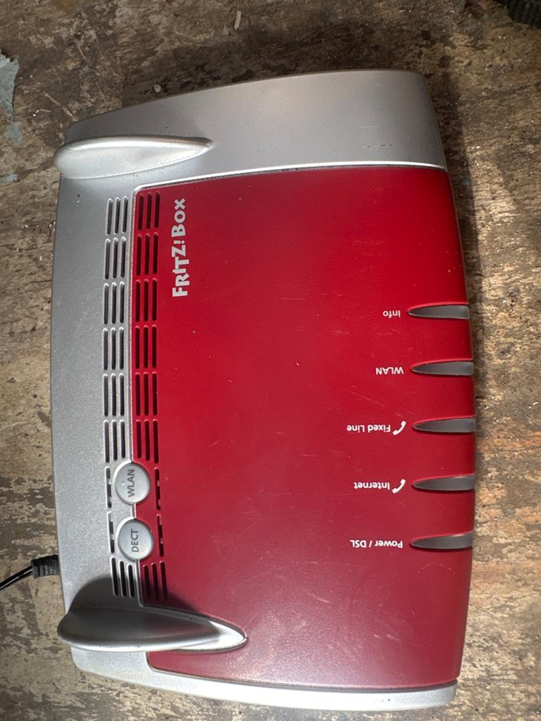 FRITZ!Box 7369 Router met modem - AVM, Ophalen of Verzenden, Zo goed als nieuw, Router met modem