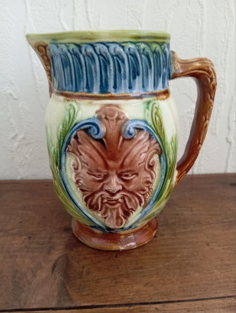 Art Nouveau Barbotine Kan met Saterhoofd, fabriek Onnaing, Antiek en Kunst, Ophalen of Verzenden