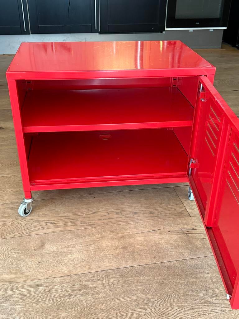 Rood metalen kastje op wielen, Huis en Inrichting, Ophalen, Gebruikt