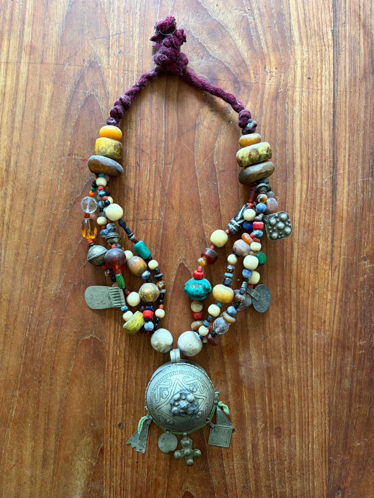 Antieke berberse ketting collier, Sieraden, Tassen en Uiterlijk, Kettingen, Gebruikt, Overige kleuren, Ophalen of Verzenden, Steen of Mineraal