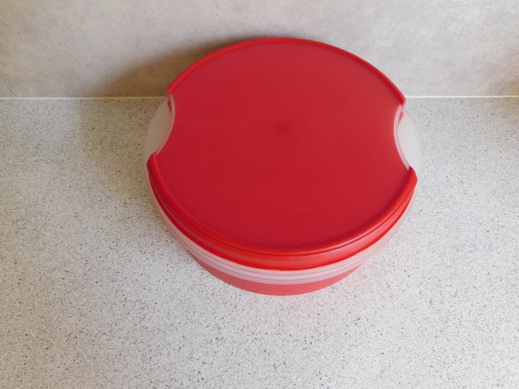 Tupperware Orient Vensterbus Koektrommel Rood, Ophalen of Verzenden, Zo goed als nieuw, Rood, Overige typen