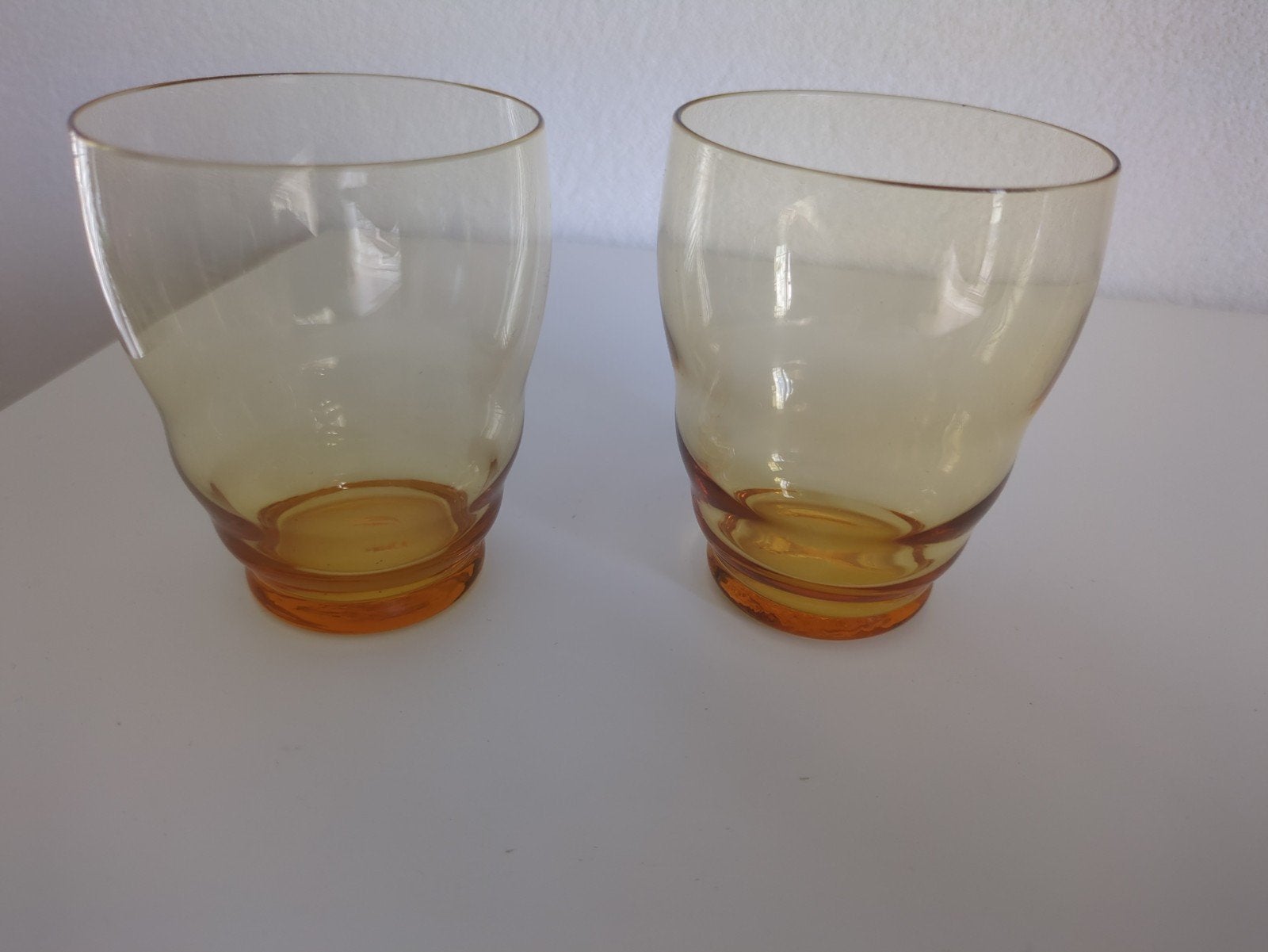 2 Amber kleur glazen Leerdam?, Ophalen of Verzenden