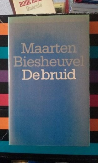 Boek - 21 - De bruid - Maarten Biesheuvel, Boeken, Ophalen of Verzenden, Zo goed als nieuw