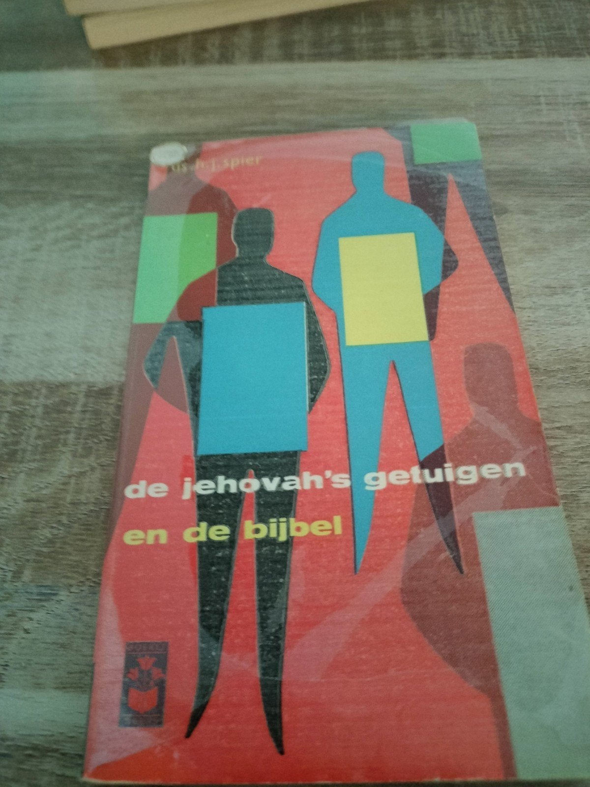 De Jehovah's Getuigen en de Bijbel - H.J. Spier, Ophalen of Verzenden, Gelezen, Christendom | Protestants