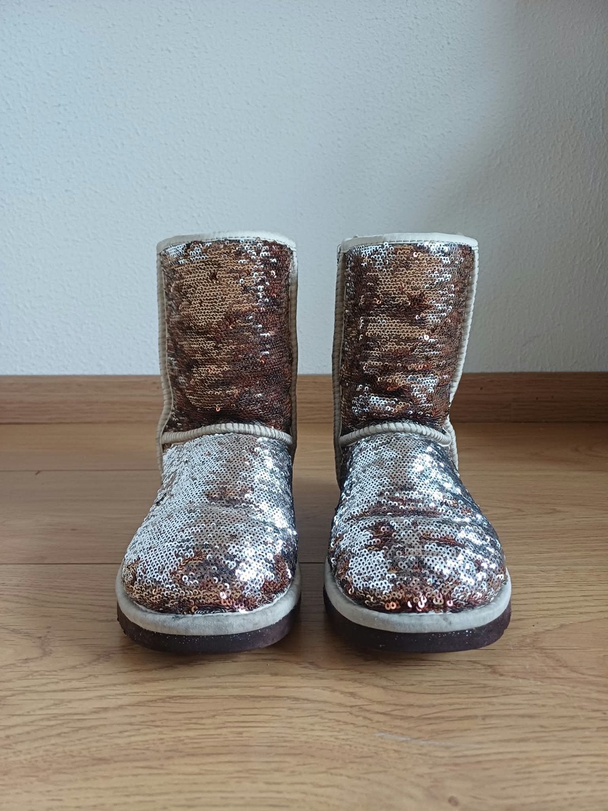 UGG Australia laarzen, Overige kleuren, Lage of Enkellaarzen, Ophalen of Verzenden, Gedragen