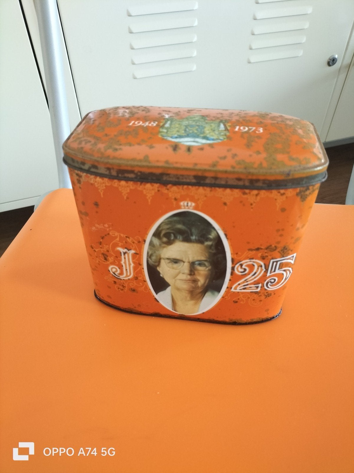 Vintage Oranje Blik Koningin Juliana 1948-1973, Verzamelen, Ophalen of Verzenden