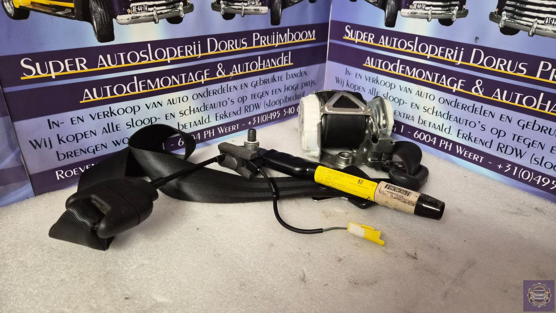 Ford Ka II bj2010 Veiligheids gordel links-voor 34022871A, Gebruikt, Info@ford.com, Ophalen of Verzenden, Ford