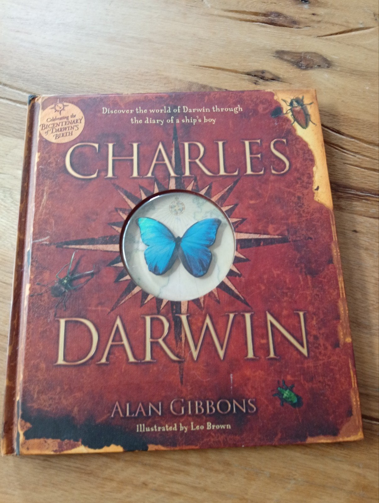 Charles Darwin - discover the world of Darwin - A Ginbons, Ophalen of Verzenden, Zo goed als nieuw, Alan Gibbons