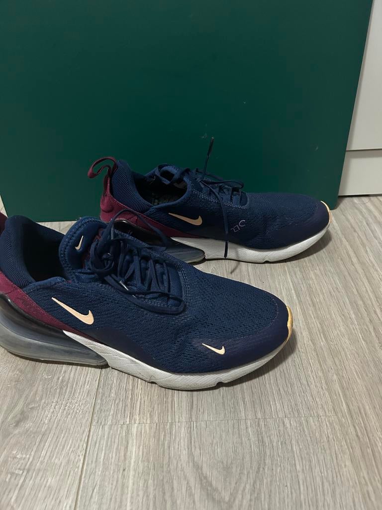 Nike Air Max 270 - Donkerblauw/Bordeauxrood, Kleding | Dames, Schoenen, Ophalen of Verzenden, Gedragen, Blauw, Sneakers of Gympen
