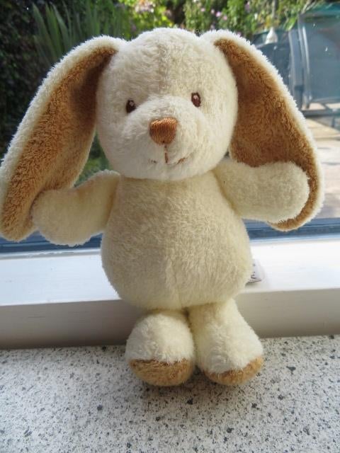 Konijntje merk Anna Club Plush met rammeltje in lijf, Kinderen en Baby's, Ophalen of Verzenden, Zo goed als nieuw, Konijn