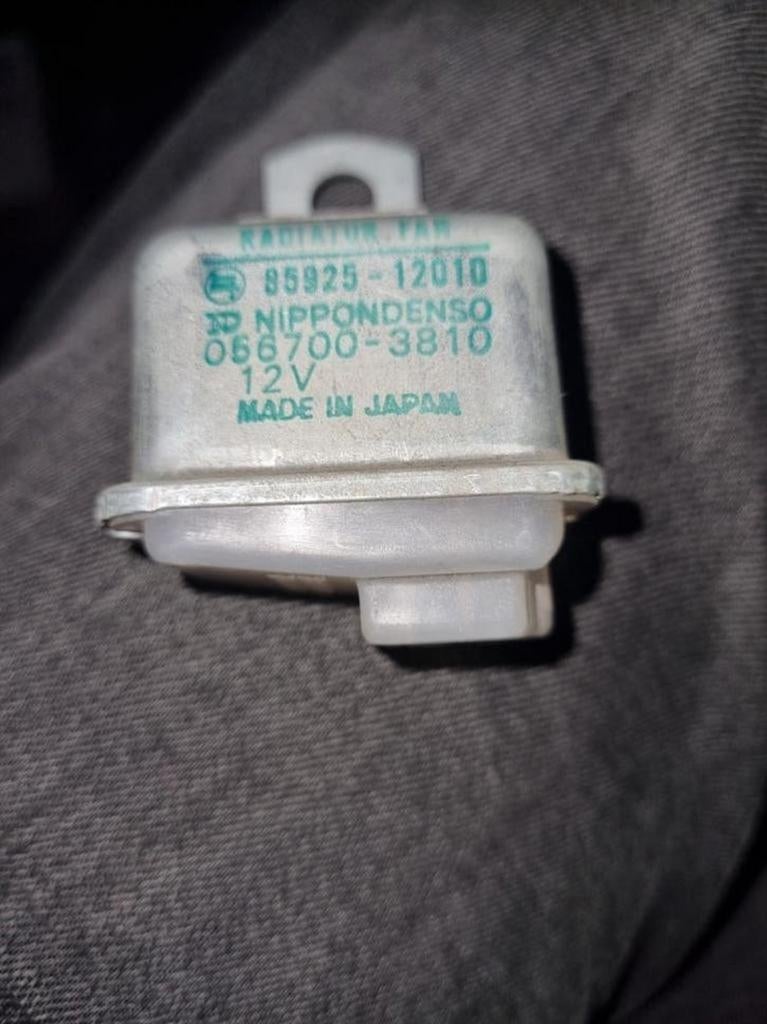 Relay radiateurfan Corolla (E3) & Cressida (X3)€75,00, Auto-onderdelen, Ophalen of Verzenden, Nieuw, Toyota