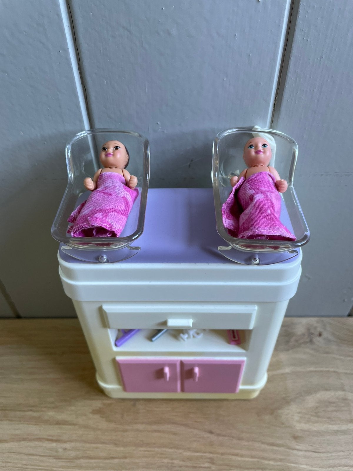 Vintage Barbie Happy Family Baby Dokter tafel Mattel., Verzamelen, Ophalen of Verzenden, Gebruikt, Accessoires