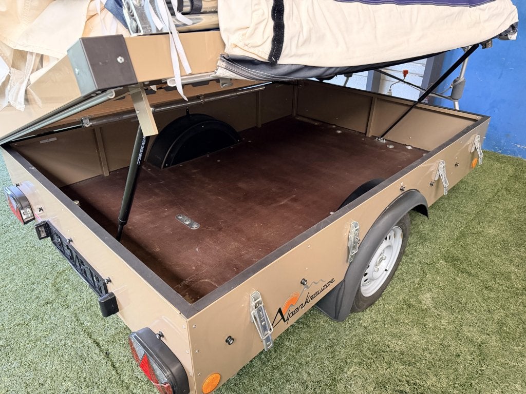 Alpenkreuzer Parade 2020 - Ruime snelopzetter, Caravans en Kamperen, Info@alpenkreuzeer.nl, Doetinchem, Alpenkreuzer, Tot en met 4