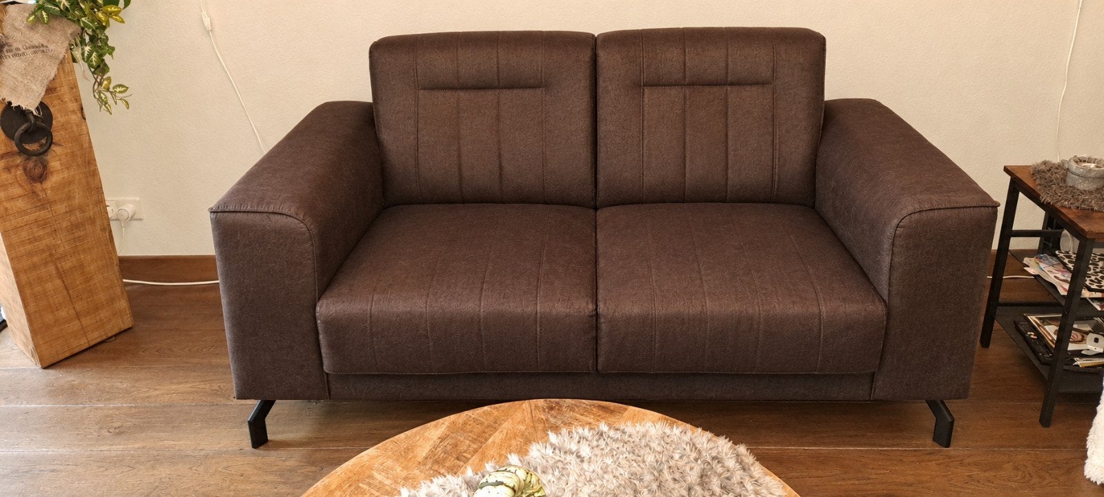 GRATIS!!!!!!!! 2 zitter alcantara bruin/zwart zgan!!!, Ophalen, 150 tot 200 cm, 75 tot 100 cm, Zo goed als nieuw