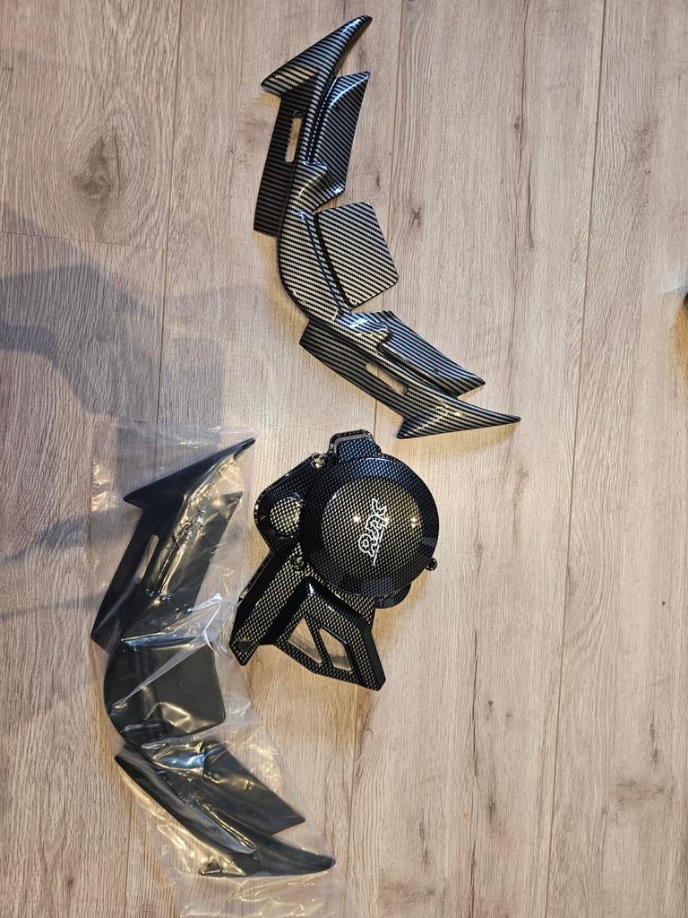plastic carbon voor derbi d50b0, Ophalen of Verzenden, Nieuw