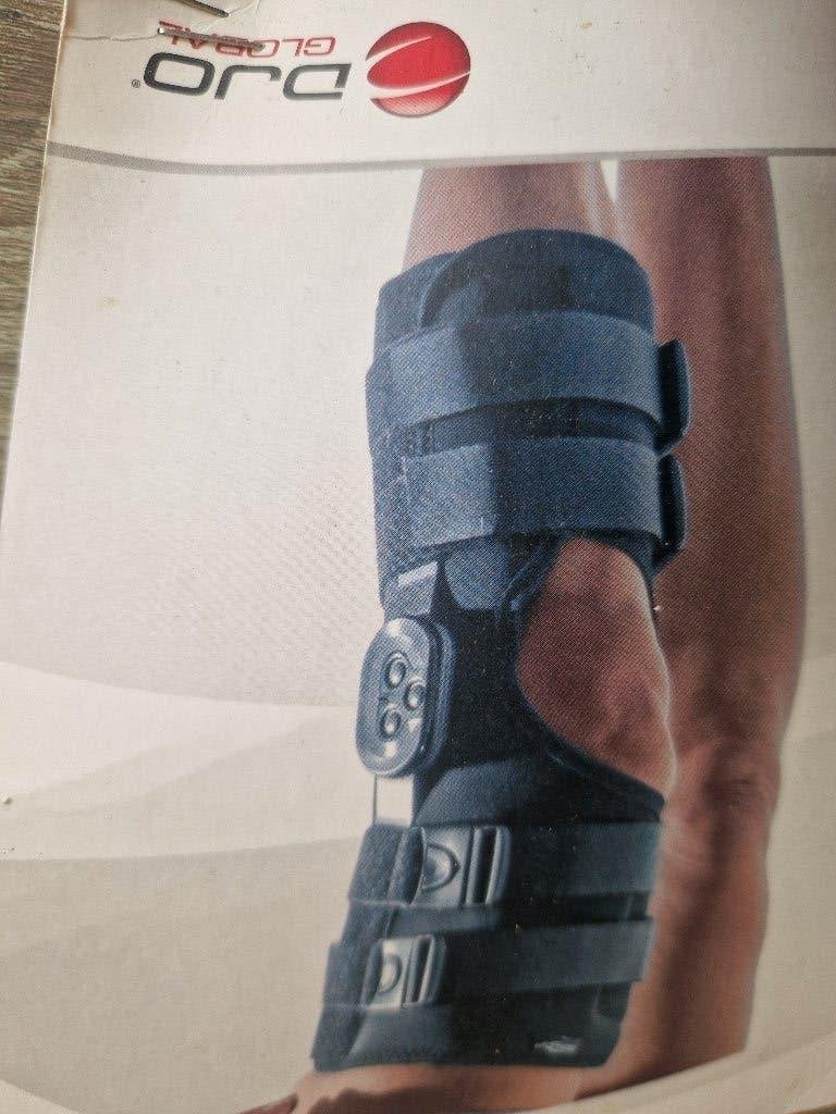 kniebrace met scharnieren, Donjoy, Support everest, zwart, Diversen, Braces, Ophalen, Zo goed als nieuw