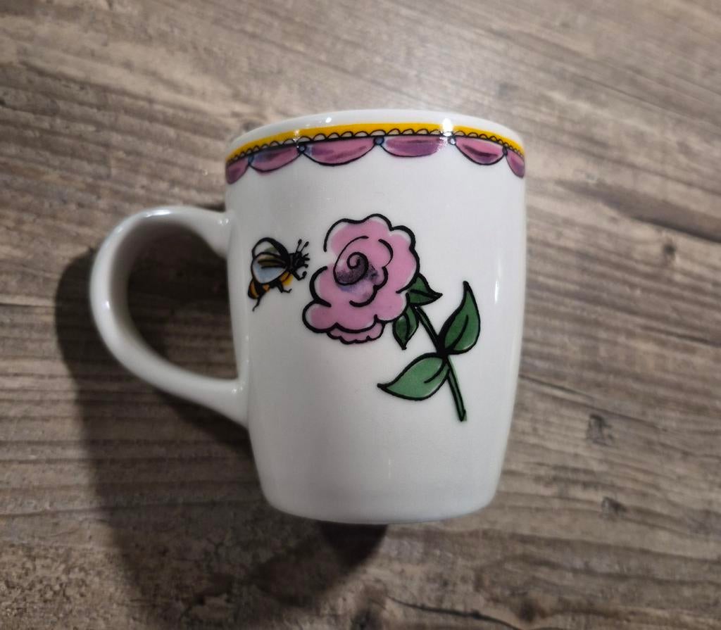 Ontbijtje  mok Pickwick, Huis en Inrichting, Keuken | Servies, Ophalen of Verzenden, Zo goed als nieuw, Overige stijlen, Kop(pen) en/of Schotel(s)