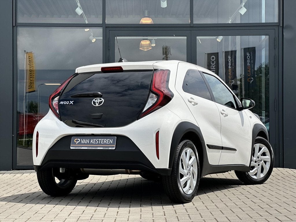 TOYOTA Aygo X 1.0 VVT-i Automaat | Cam. | Carplay | Clima |, Stof, Gebruikt, 4 stoelen, Wit