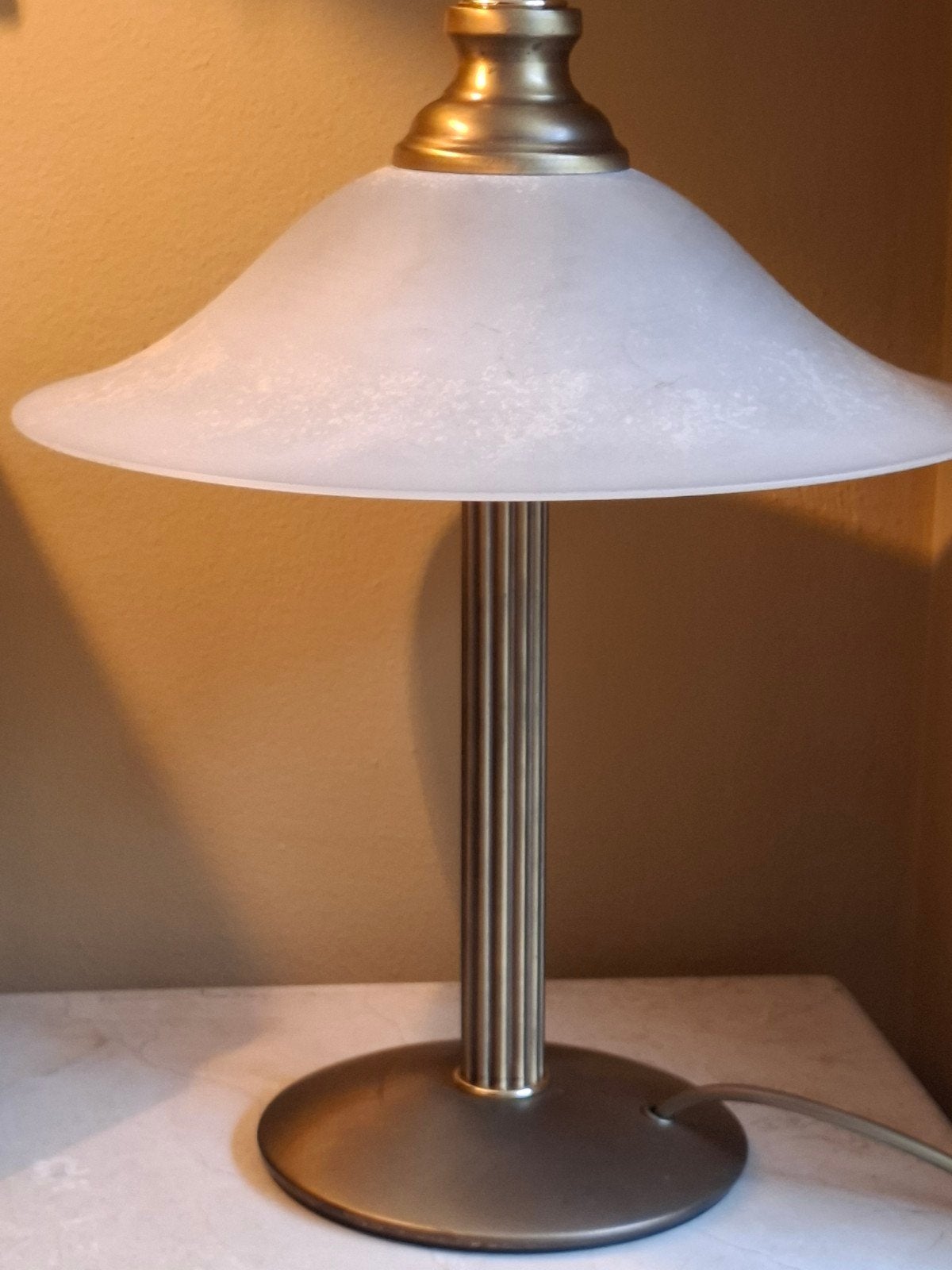 Vintage Frantzen tafellamp antiek, Overige merken, Met schakelaar, Ophalen of Verzenden, Zo goed als nieuw