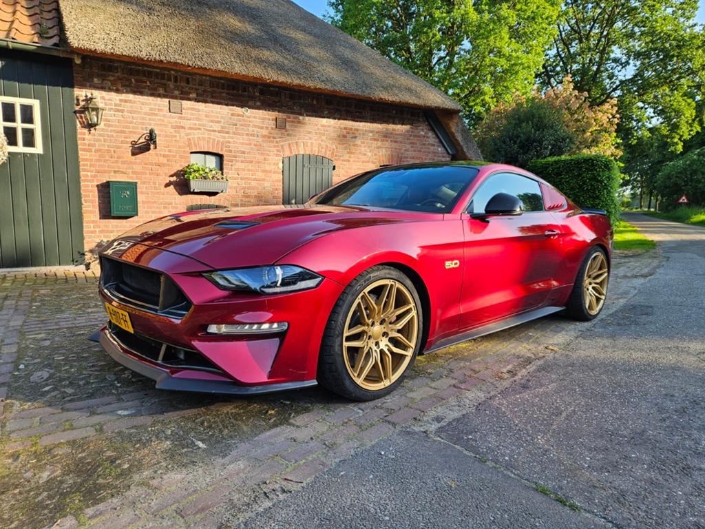 Ford Mustang 5.0 V8 10 traps automaat nieuwstaat!! Kanon!!!, Auto's, Automaat, Achterwielaandrijving, Parkeerassistent, 4 stoelen