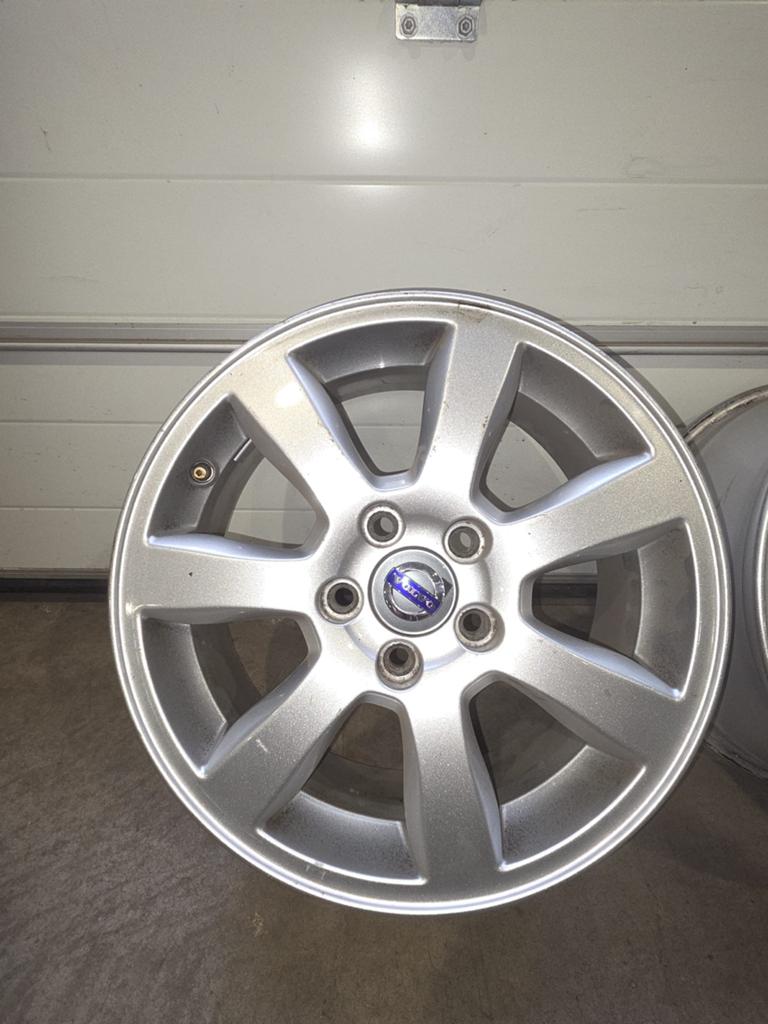 Set van 4 Volvo 16 inch lichtmetalen velgen, Auto diversen, Wieldoppen, Ophalen, Zo goed als nieuw