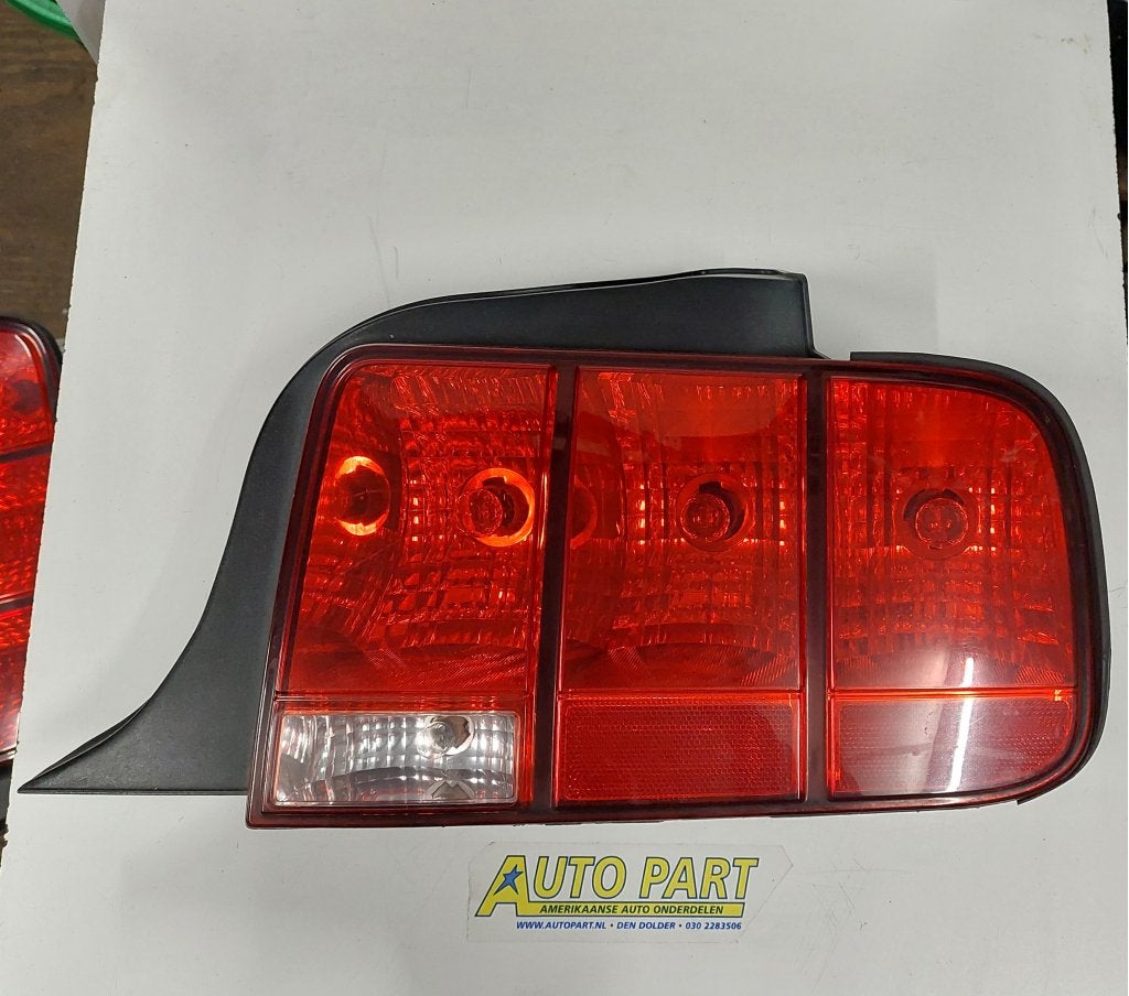 Ford Mustang achterlicht 2005-2009, Auto-onderdelen, Verlichting, Ford motor company, Info@motorcraft.com, P.O. Box 6248, Dearborn, MI 48126