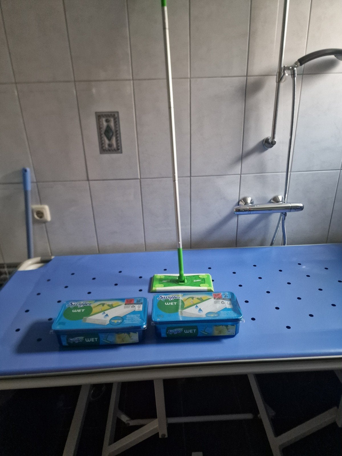 Swiffer Wet Dweilsysteem met 2 navulverpakkingen, Ophalen of Verzenden