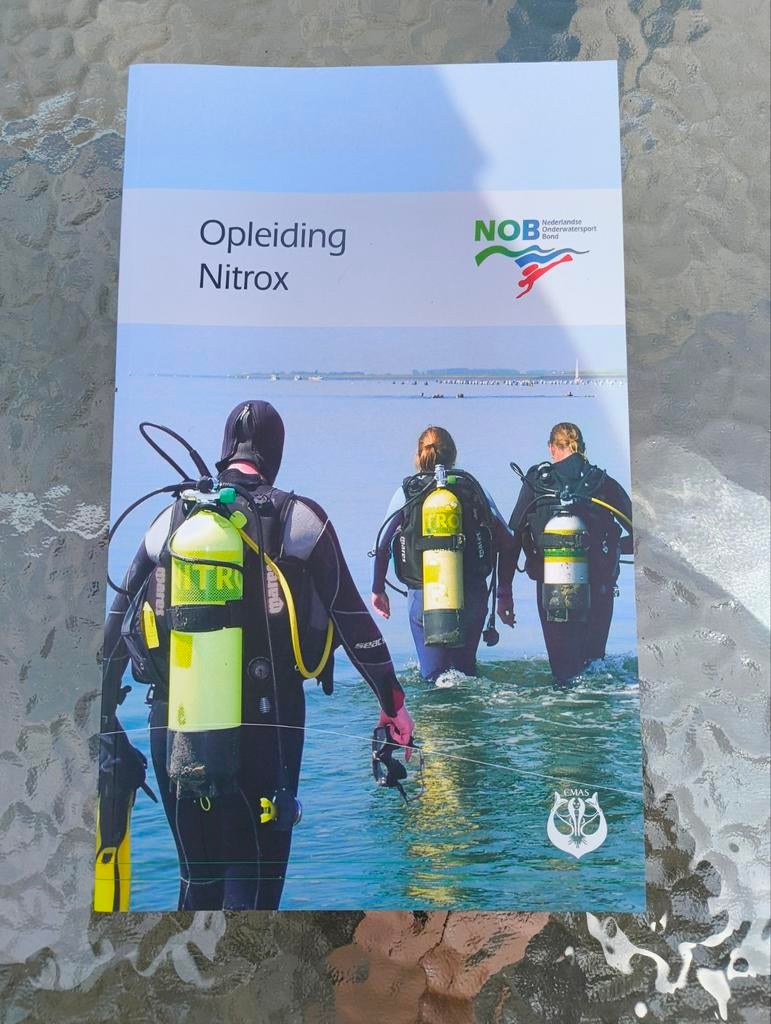 Nob nitrox opleidingen boek, Watersport en Boten, Duiken, Ophalen of Verzenden, Zo goed als nieuw