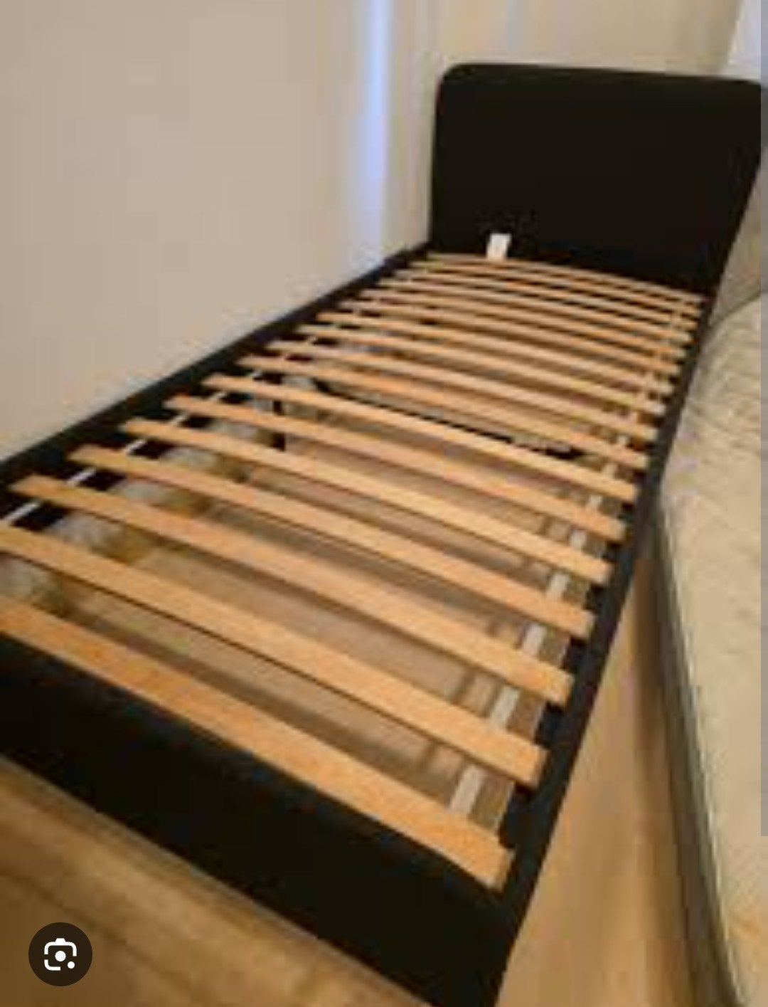 ZGAN IKEA SLATTUM Zwart 90x200 cm met ZGAN HOVAG matras, 90 cm, Eenpersoons, Zwart, Ophalen of Verzenden