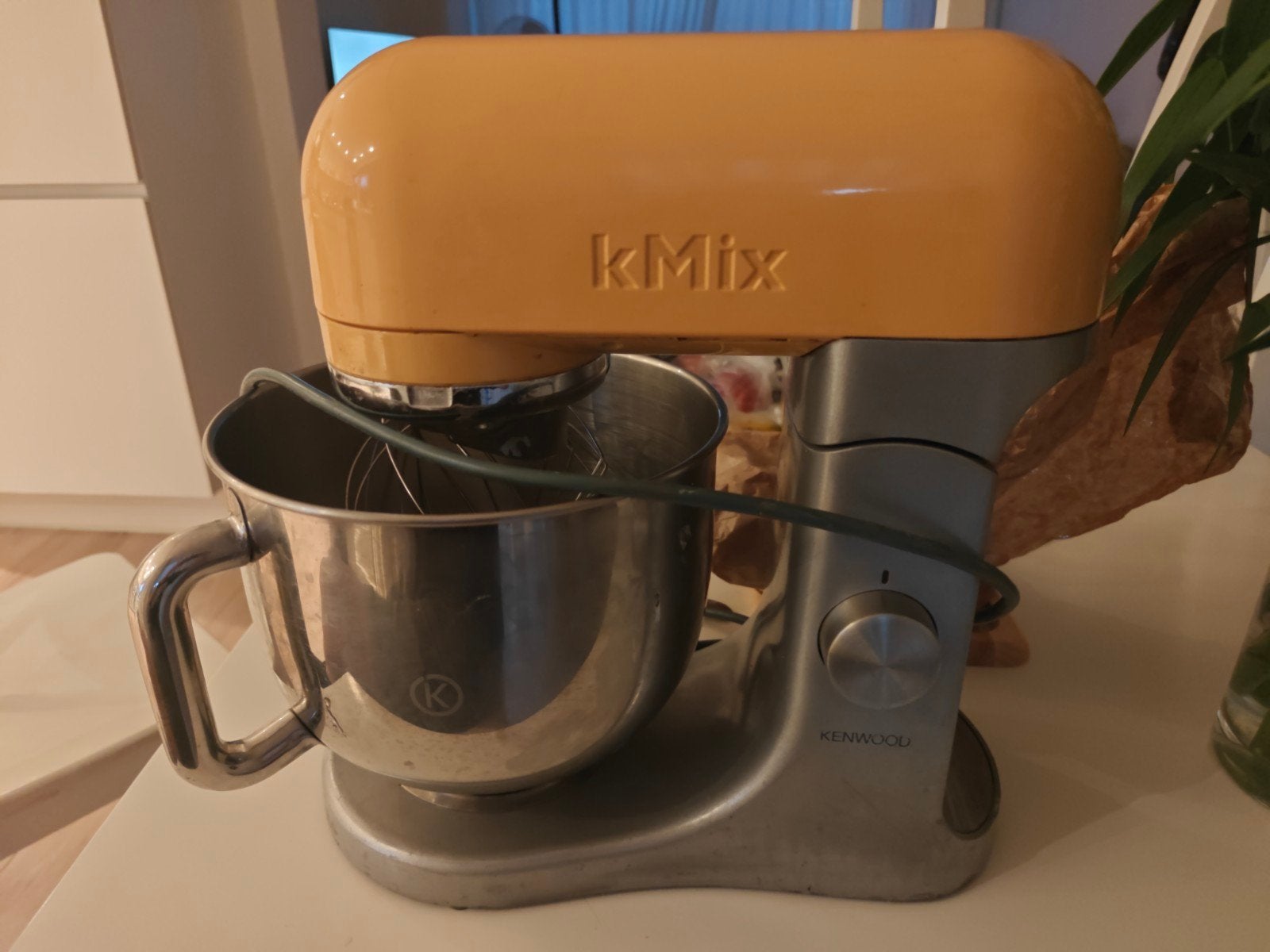 Kenwood kMix Keukenmachine - Oranje/Zilver, 4 liter of meer, Ophalen of Verzenden, Gebruikt, 3 snelheden of meer
