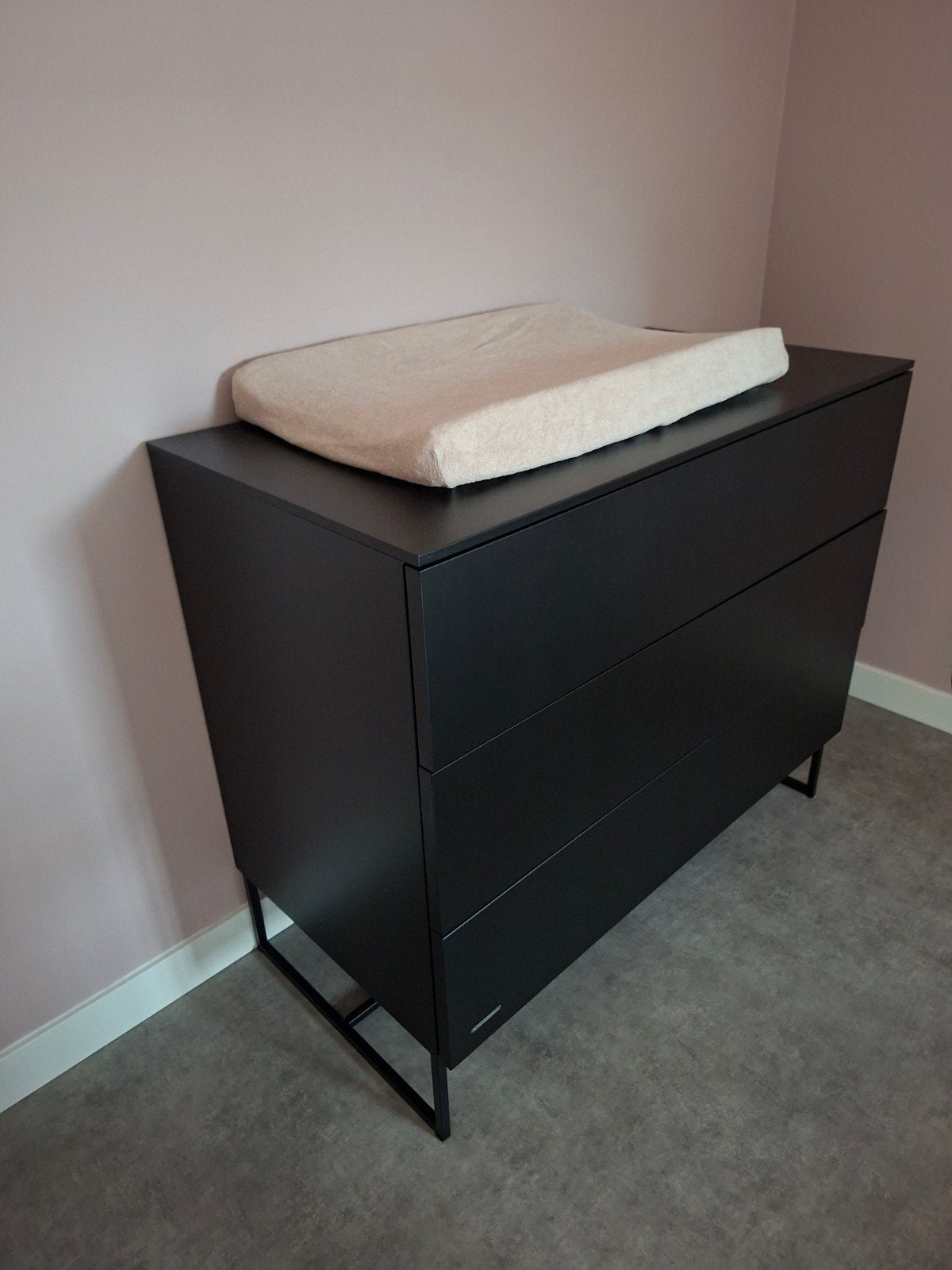 Kidsmill Commode Mat Zwart - Zeer Goede Staat, Ophalen, 50 tot 70 cm, 100 cm of meer, Zo goed als nieuw