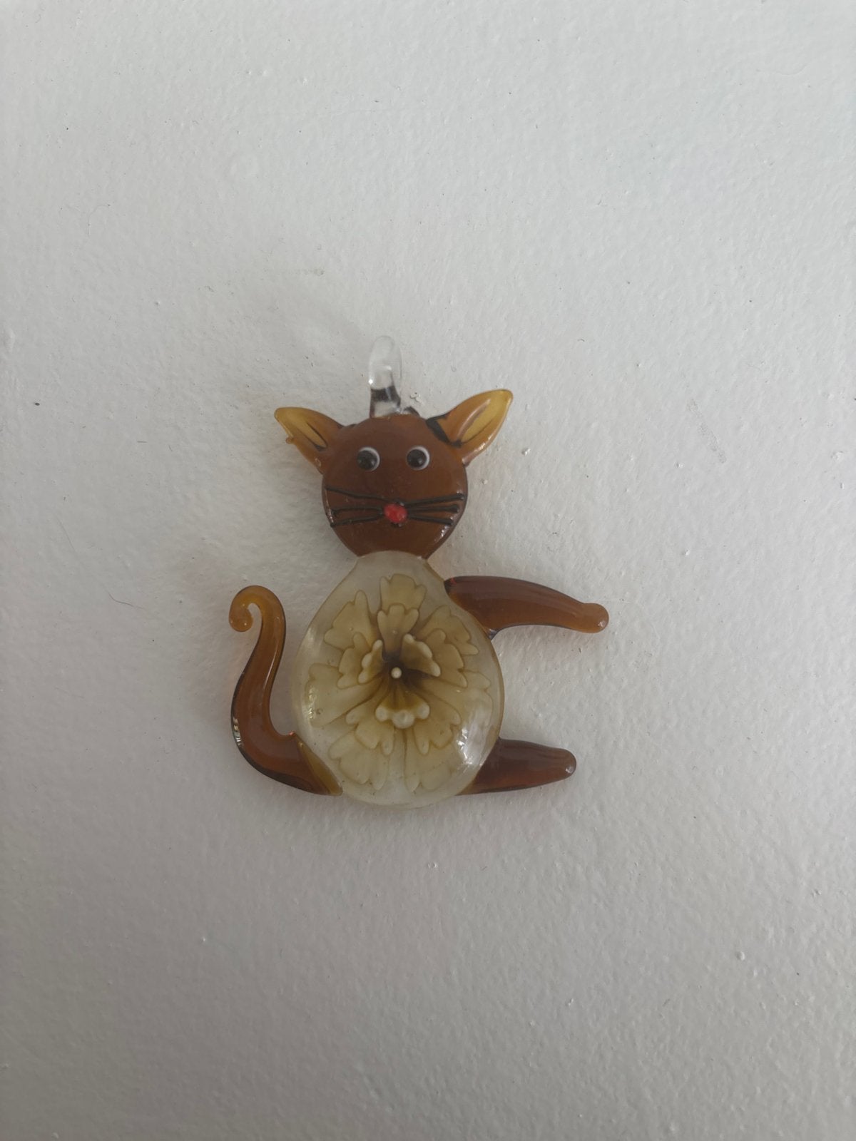 Glazen kat hanger met bloem 6 cm, Bruin, Ophalen of Verzenden, Zo goed als nieuw, Overige materialen