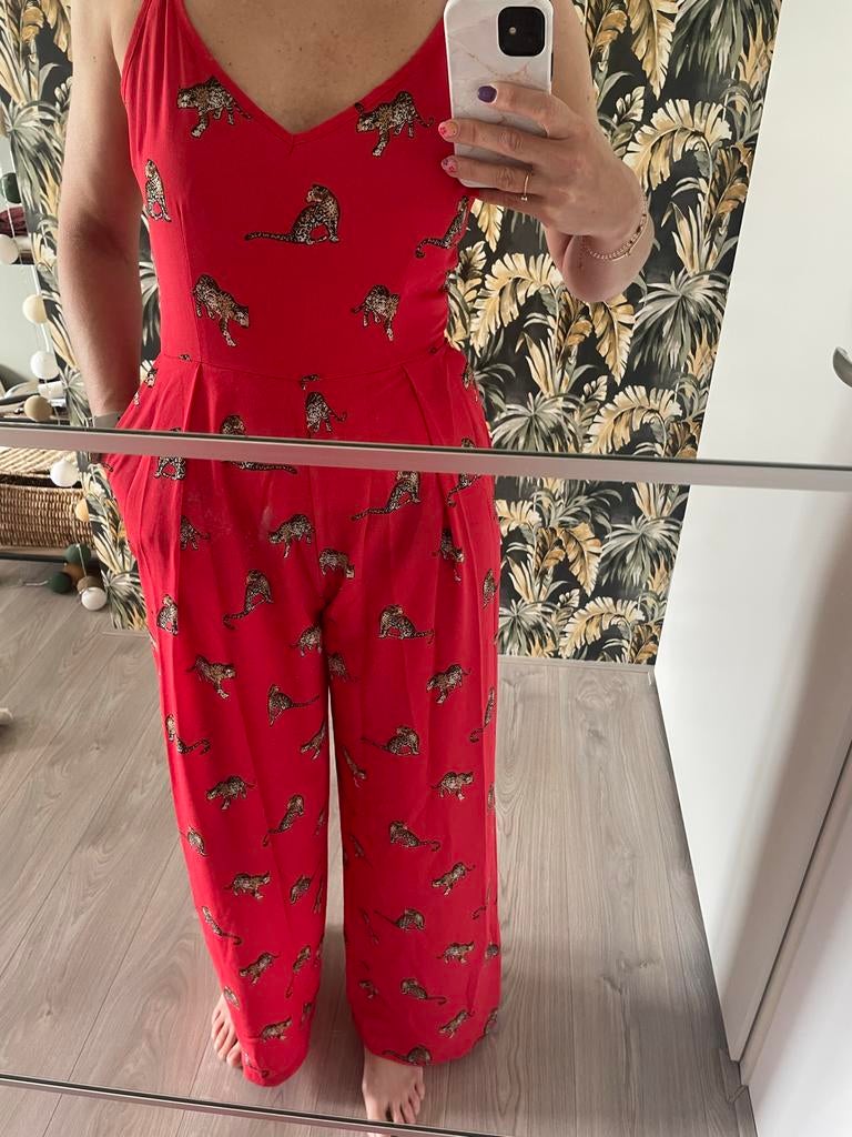 Rode jumpsuit Ambika maat M, Kleding | Dames, Jurken, Nieuw, Maat 38/40 (M), Rood, Onder de knie, Ophalen of Verzenden