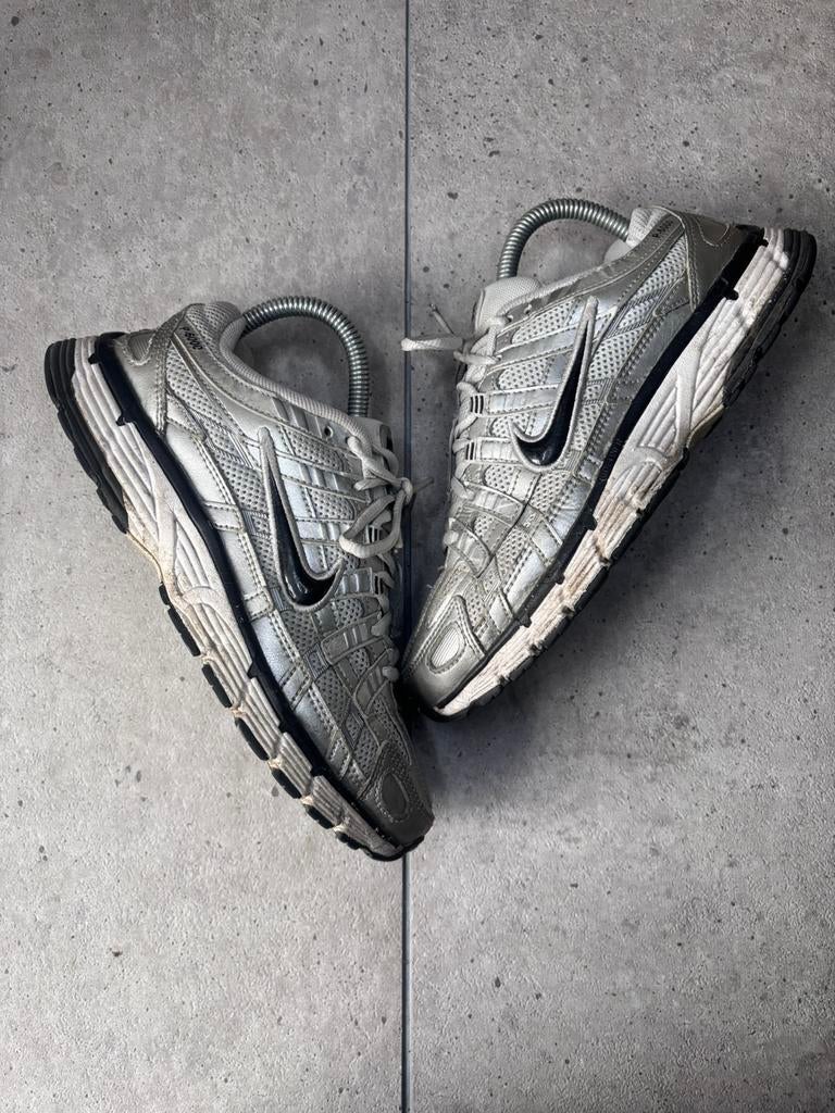 Nike P-6000 Silver 38, Kleding | Dames, Schoenen, Ophalen of Verzenden, Zo goed als nieuw, Sneakers of Gympen