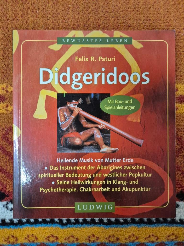 Didgeridoos: Bouw- en speelhandleidingen, Ophalen of Verzenden, Zo goed als nieuw, Felix R. Paturi