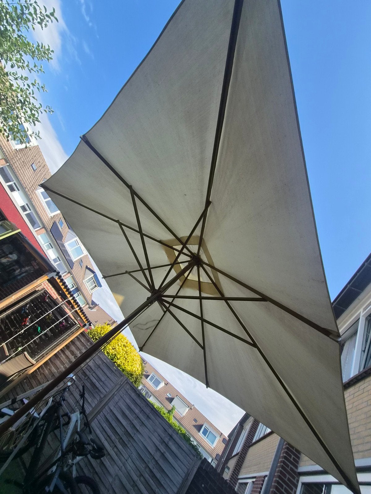 Parasol groot, Ophalen of Verzenden, Gebruikt, Zweefparasol