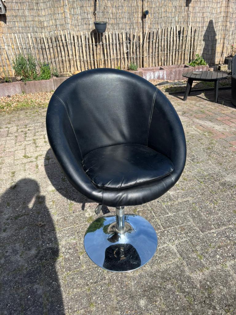 Kappersstoel / Salonstoel, Ophalen, Gebruikt, Minder dan 75 cm, Leer