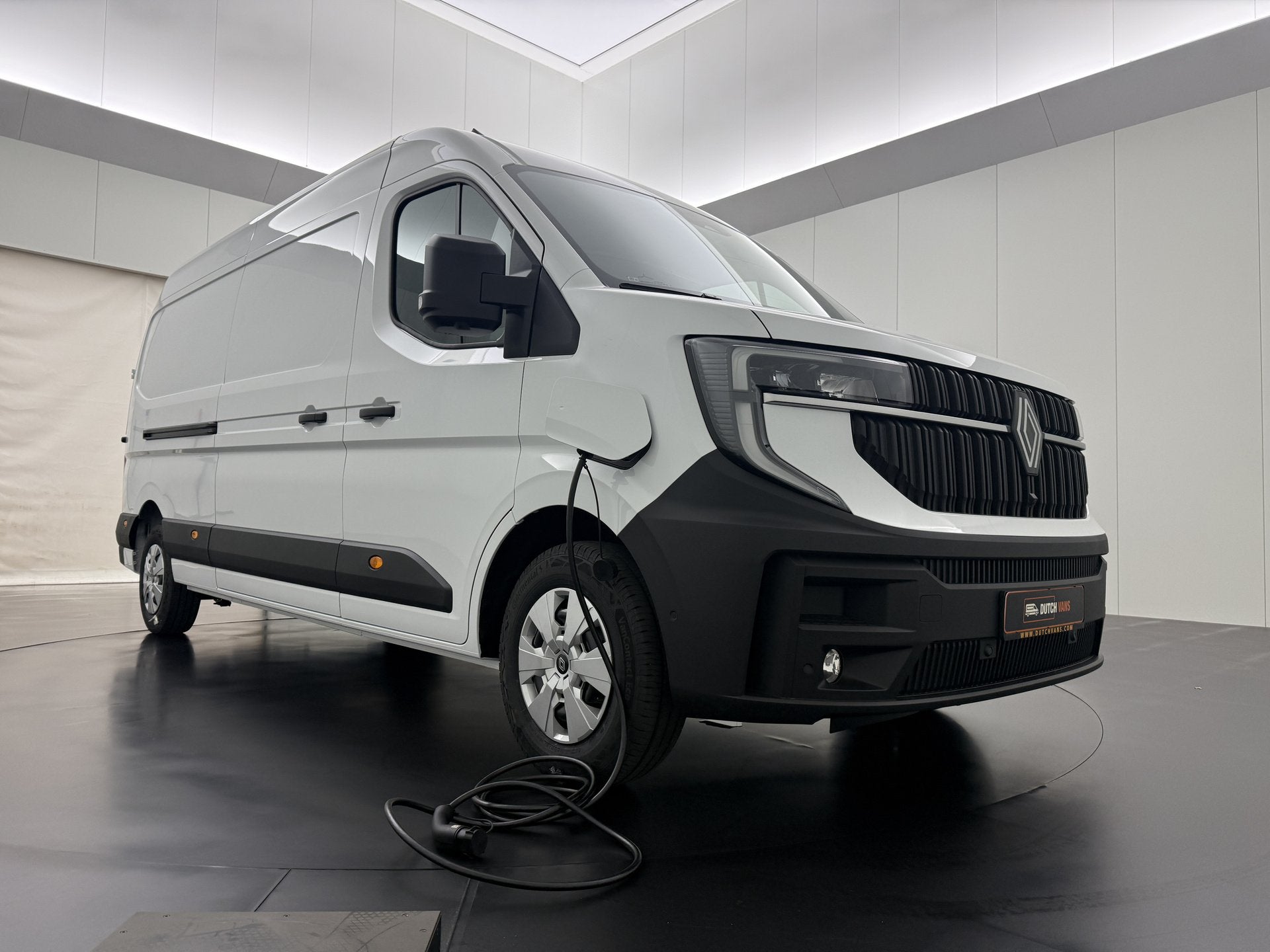 Renault Master E-Tech 87Kwh L2H2 | Zeer Compleet ! | Direct, Automaat, Stof, Renault, 2500 kg