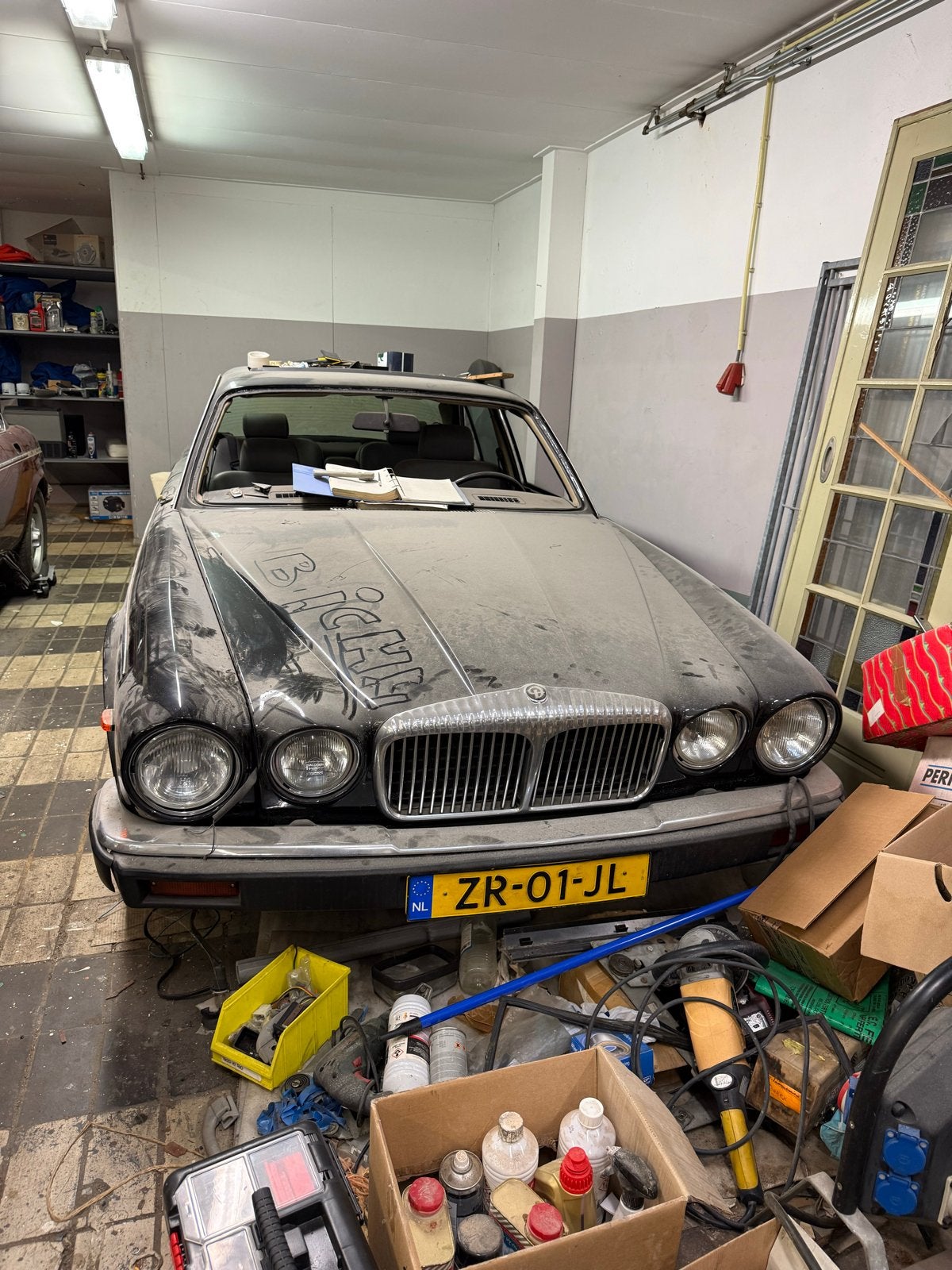 Daimler Double-six 5.3 AUT U9 1991 Zwart opknapper, Automaat, Achterwielaandrijving, 264 pk, 12 cilinders