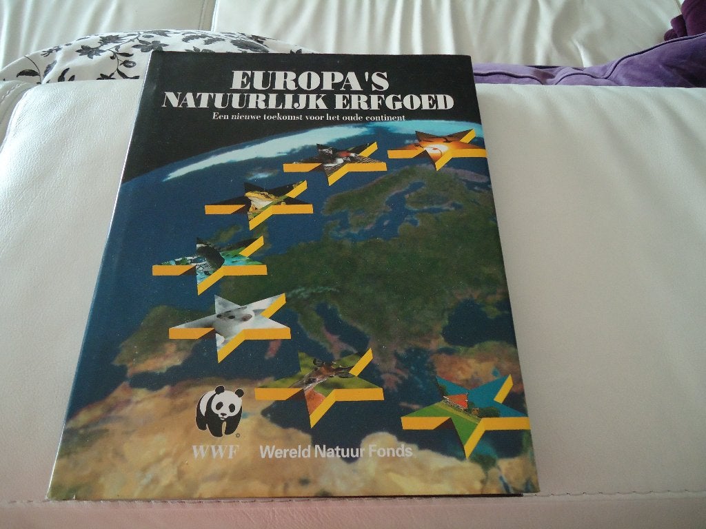 2 grote boeken van het wereld natuurfonds , w.w.f., Boeken, Ophalen of Verzenden, Zo goed als nieuw, Natuur algemeen, W.w.f.