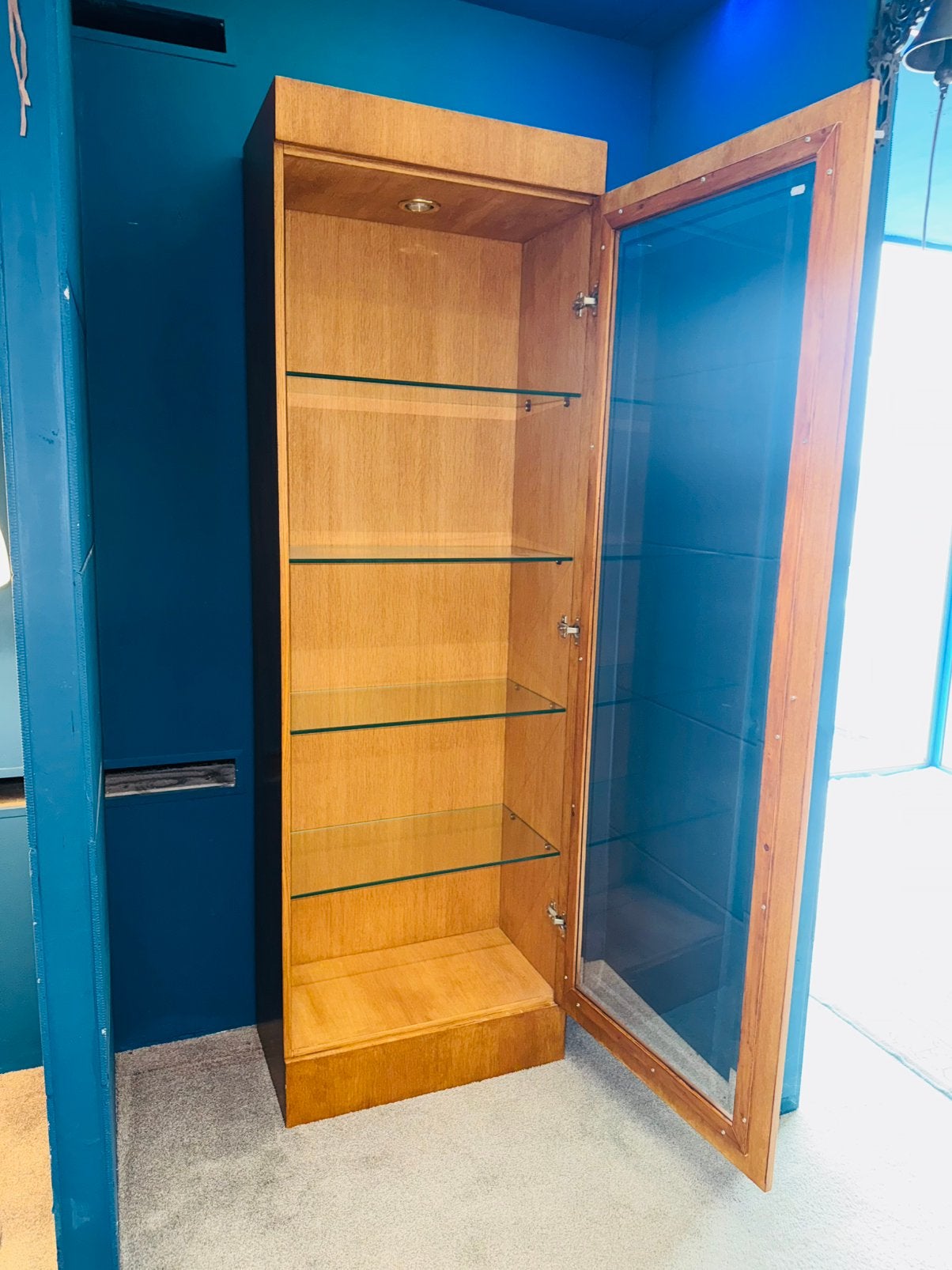 Vintage kast vitrinekast, Ophalen