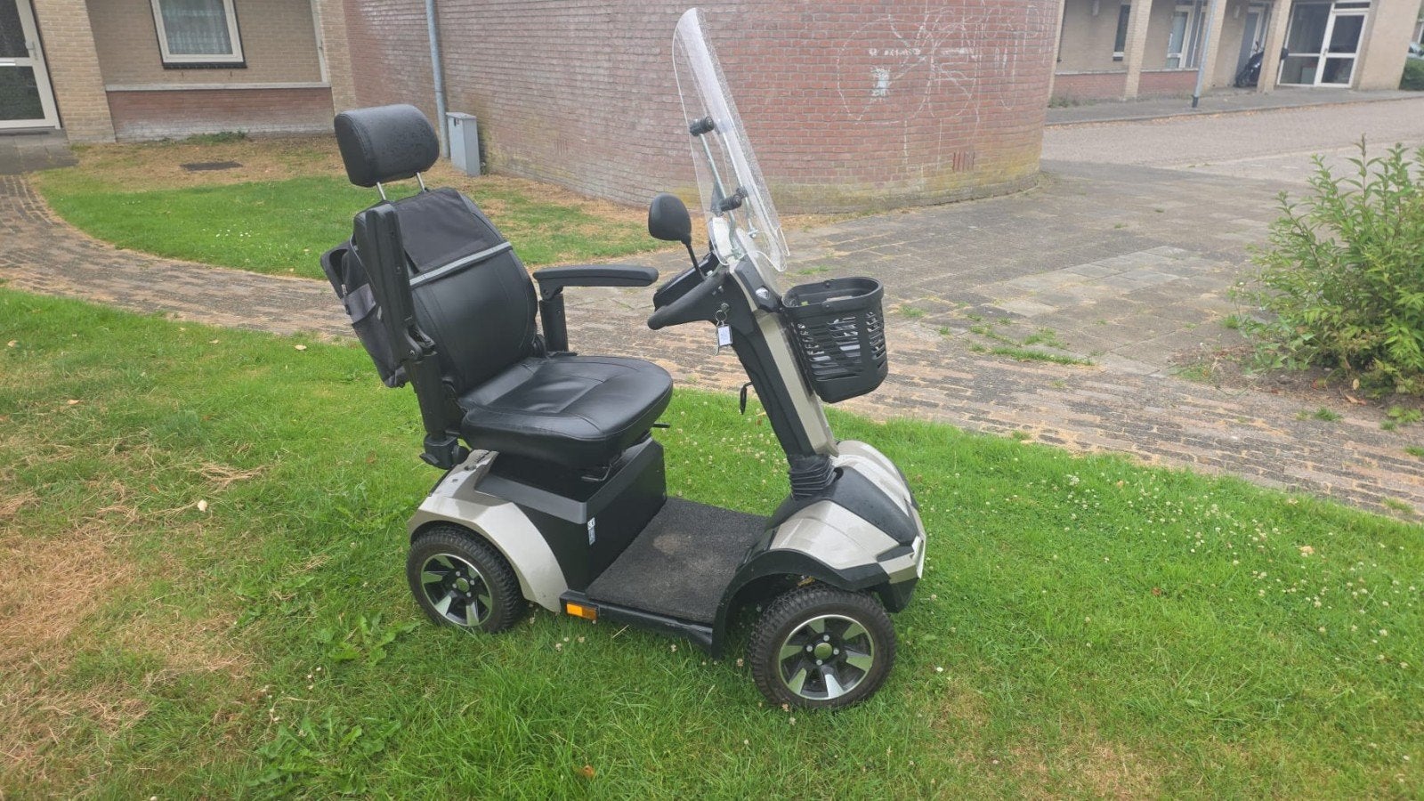 Vermeieren Mercurius 4Ltd met windscherm!! 1957 km, Diversen, Ophalen of Verzenden, Zo goed als nieuw, Vermeiren, 16 km/u of meer