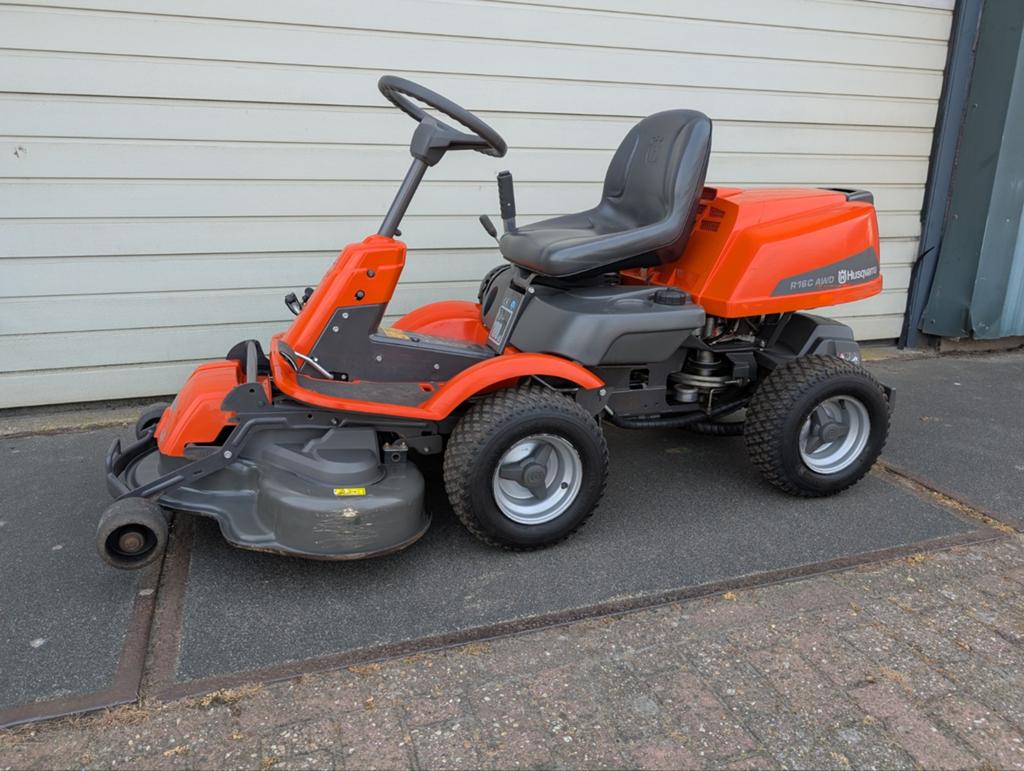 Zeer nette Husqvarna Rider R16c AWD 4x4!, Gebruikt, Ophalen of Verzenden, Husqvarna, Mulchfunctie
