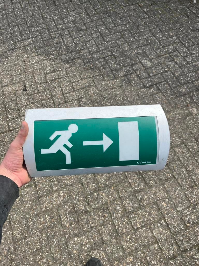 Nooduitgang bordje met lamp, Ophalen of Verzenden, Zo goed als nieuw, Lamp