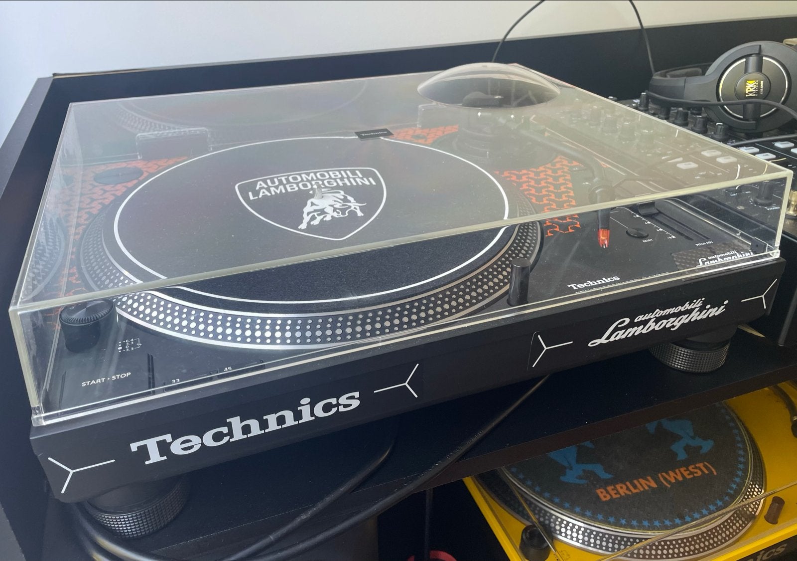 Technics SL-1200M7B Lamborghini Orange Special Edition, Ophalen, Nieuw, Pitch-regelaar, Platenspeler