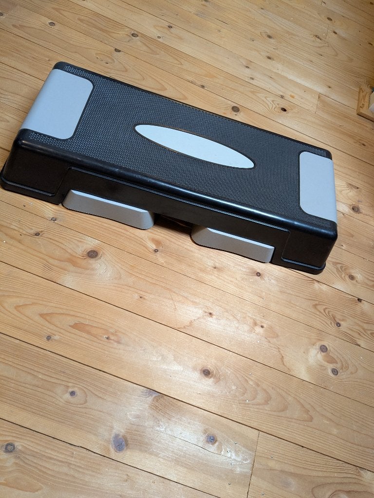 Stepbankje voor Fitness en Cardio, Sport en Fitness, Ophalen, Gebruikt, Benen, Stepbank